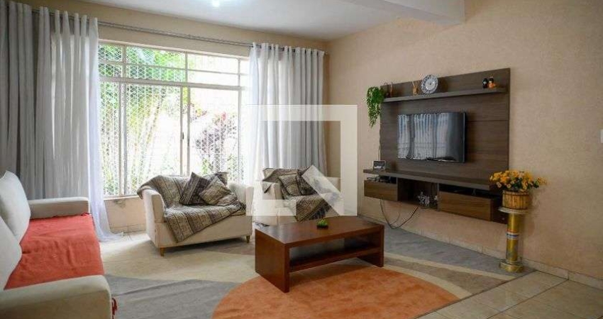 Casa para Aluguel - Bosque da Saúde, 3 Quartos,  200 m² - São Paulo