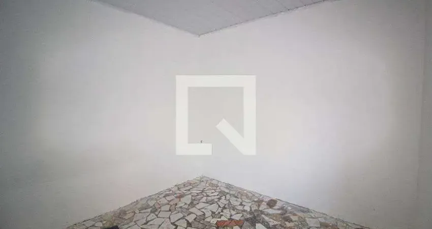 Casa para Aluguel - Itaquera, 1 Quarto,  30 m² - São Paulo