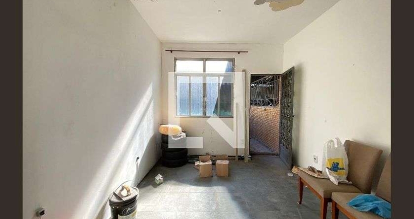 Casa para Aluguel - Pilares, 2 Quartos,  90 m² - Rio de Janeiro