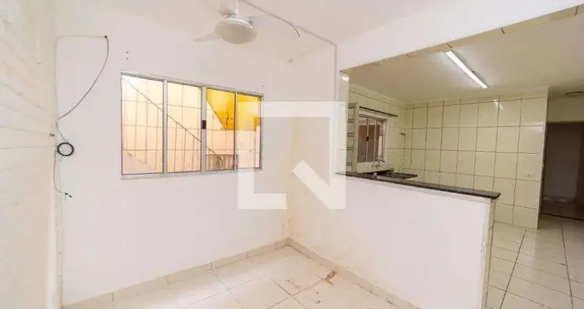 Casa para Aluguel - Jardim Santa Maria, 2 Quartos,  100 m² - São Paulo