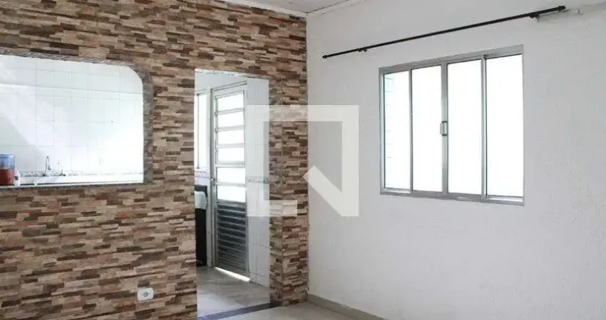 Casa para Aluguel - Mooca, 2 Quartos,  100 m² - São Paulo
