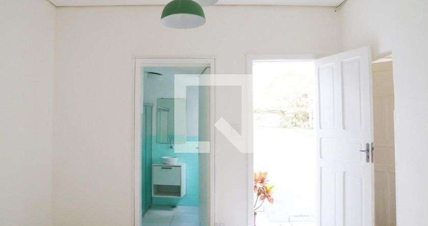 Casa para Aluguel - Consolação, 2 Quartos,  70 m² - São Paulo