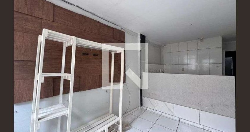 Casa para Aluguel - Vargem Grande, 1 Quarto,  30 m² - Rio de Janeiro