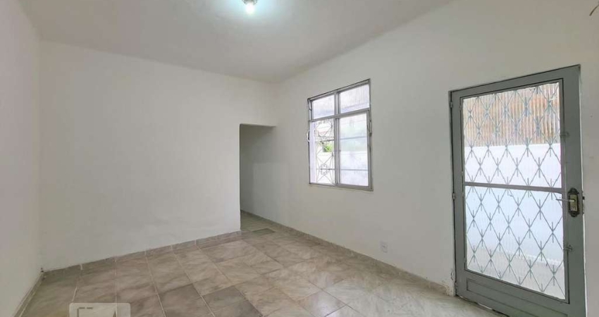 Casa para Aluguel - Cascadura, 1 Quarto,  65 m² - Rio de Janeiro