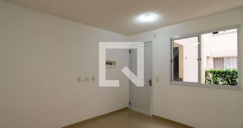 Apartamento para Aluguel - Água Chata, 2 Quartos,  40 m² - Guarulhos