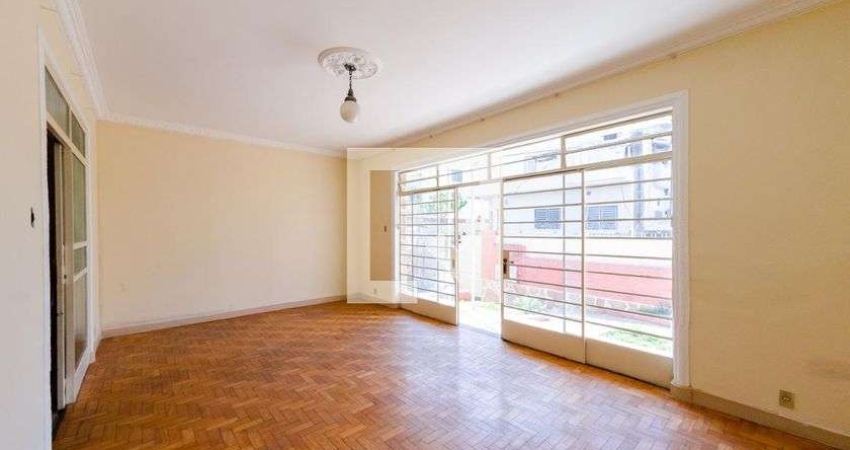 Casa para Aluguel - Padre Eustáquio, 2 Quartos,  120 m² - Belo Horizonte