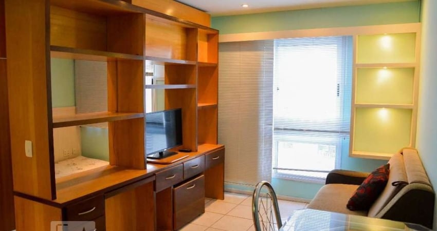 Kitnet / Stúdio para Aluguel - Botafogo, 1 Quarto,  40 m² - Rio de Janeiro