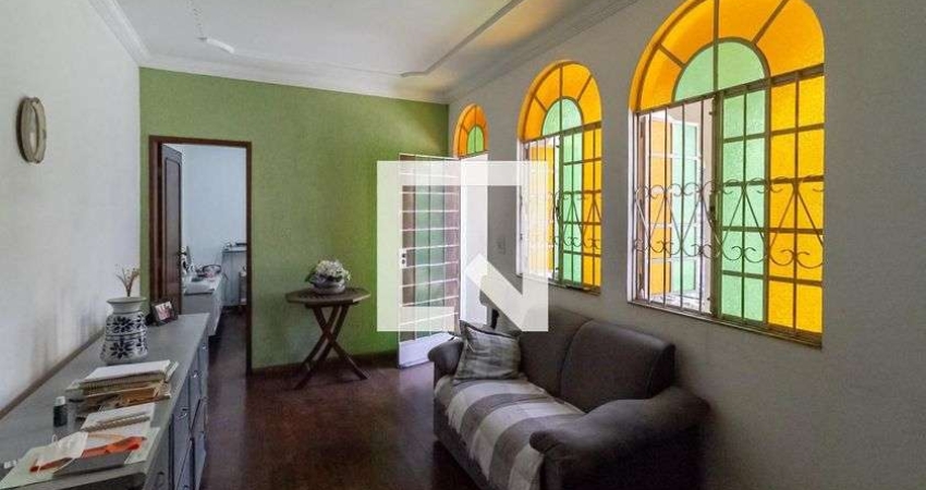 Casa para Aluguel - Alípio de Melo, 5 Quartos,  300 m² - Belo Horizonte
