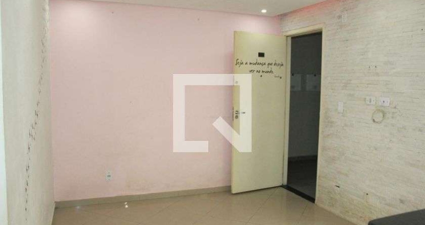 Apartamento para Aluguel - Jardim Cumbica, 2 Quartos,  43 m² - Guarulhos