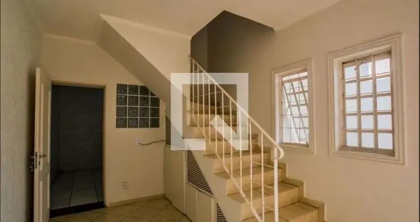 Casa para Aluguel - Utinga, 2 Quartos,  150 m² - Santo André