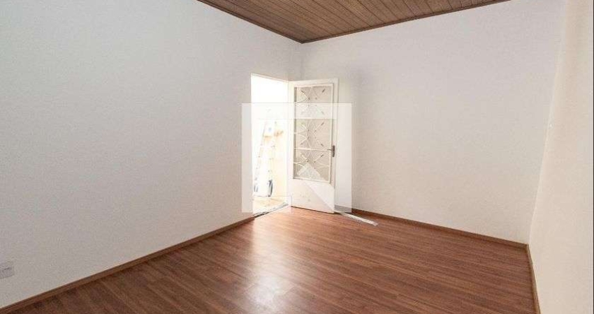 Casa para Aluguel - Cambuci, 2 Quartos,  75 m² - São Paulo