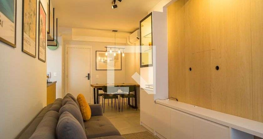 Apartamento para Aluguel - Saúde, 2 Quartos,  70 m² - São Paulo