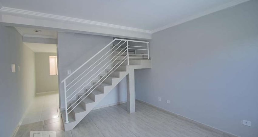 Casa para Aluguel - Sítio Cercado, 2 Quartos,  90 m² - Curitiba