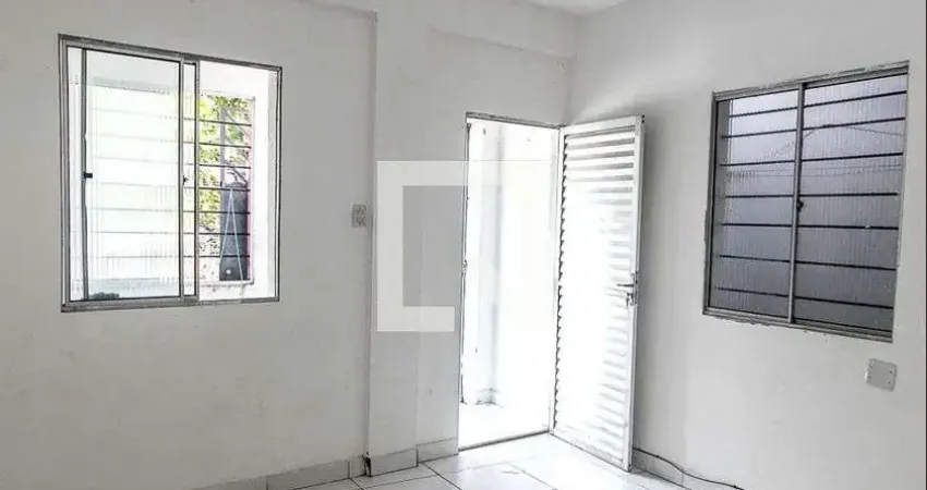 Casa para Aluguel - Cabula, 3 Quartos,  65 m² - Salvador