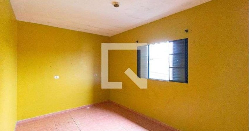 Casa para Aluguel - Veloso, 1 Quarto,  70 m² - Osasco