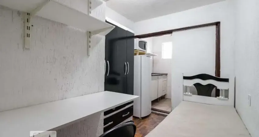 Kitnet / Stúdio para Aluguel - Jardim Éster Yolanda, 1 Quarto,  16 m² - São Paulo