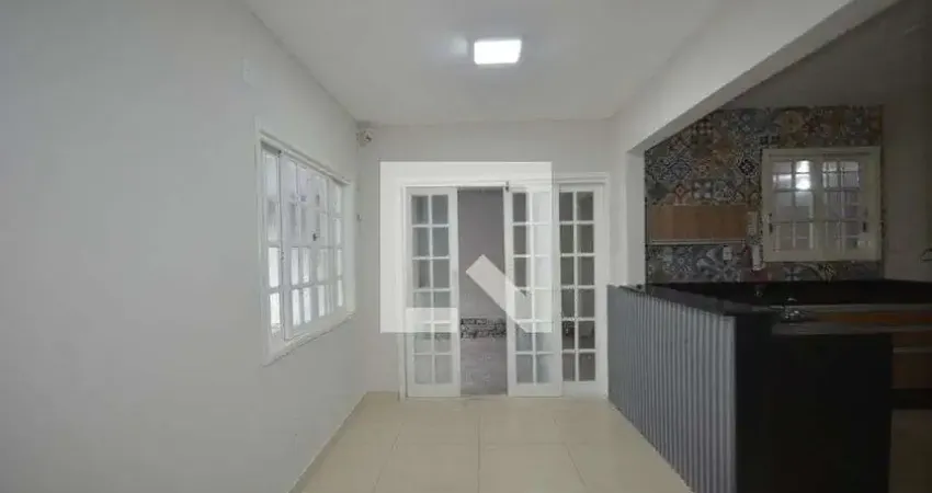 Casa para Aluguel - Campo Grande, 2 Quartos,  225 m² - Rio de Janeiro