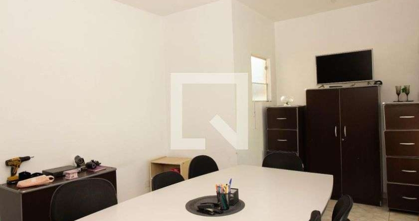 Casa para Aluguel - Parque Continental I, 2 Quartos,  125 m² - Guarulhos