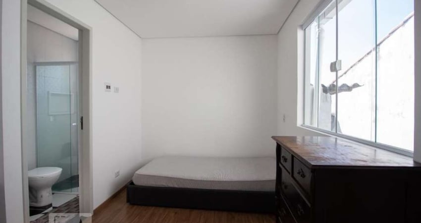 Casa para Aluguel - Jardim Éster Yolanda, 1 Quarto,  25 m² - São Paulo