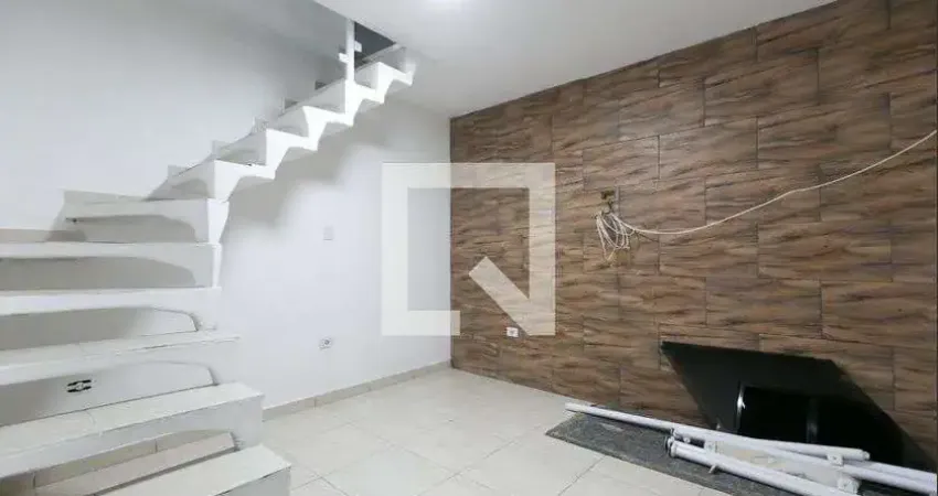 Casa para Aluguel - Vila Jacuí, 2 Quartos,  45 m² - São Paulo