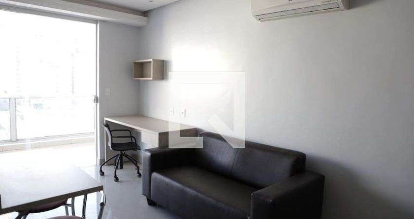 Kitnet / Stúdio para Aluguel - Setor Bueno, 1 Quarto,  60 m² - Goiânia