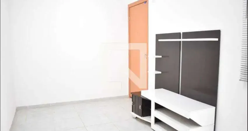 Apartamento para Aluguel - Campo Grande, 2 Quartos,  30 m² - Rio de Janeiro