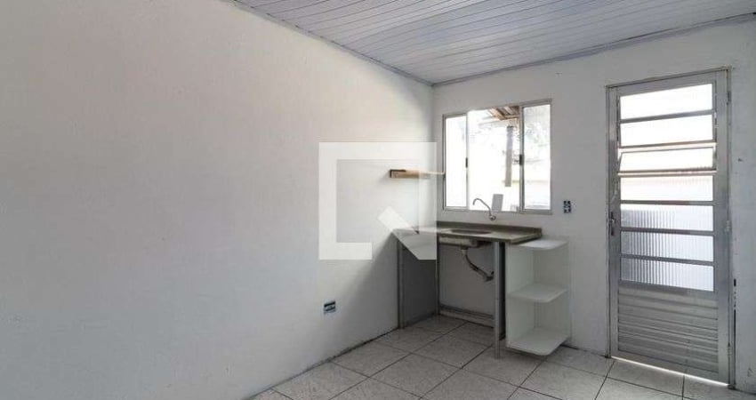 Casa para Aluguel - Ermelino Matarazzo, 1 Quarto,  36 m² - São Paulo
