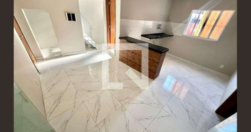 Casa para Aluguel - Jardim Guanabara, 2 Quartos,  90 m² - Belo Horizonte