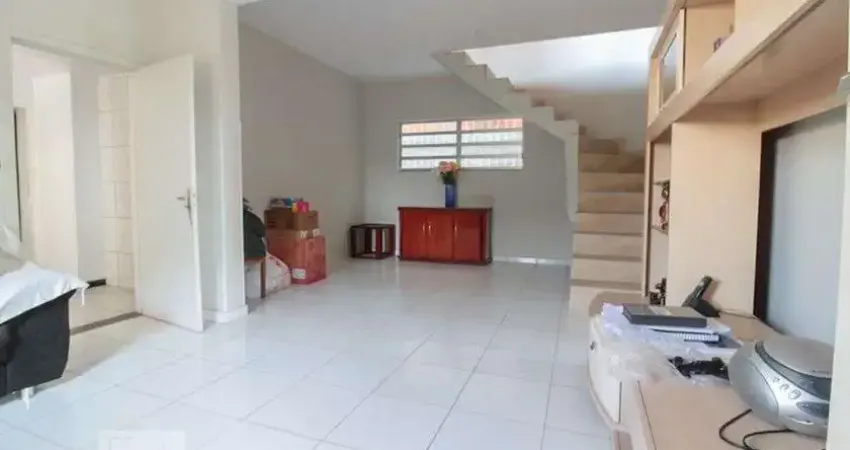 Casa para Aluguel - Itaquera, 2 Quartos,  140 m² - São Paulo