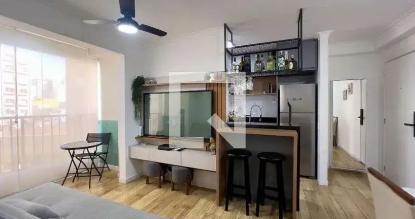 Apartamento para Aluguel - Liberdade, 2 Quartos,  51 m² - São Paulo
