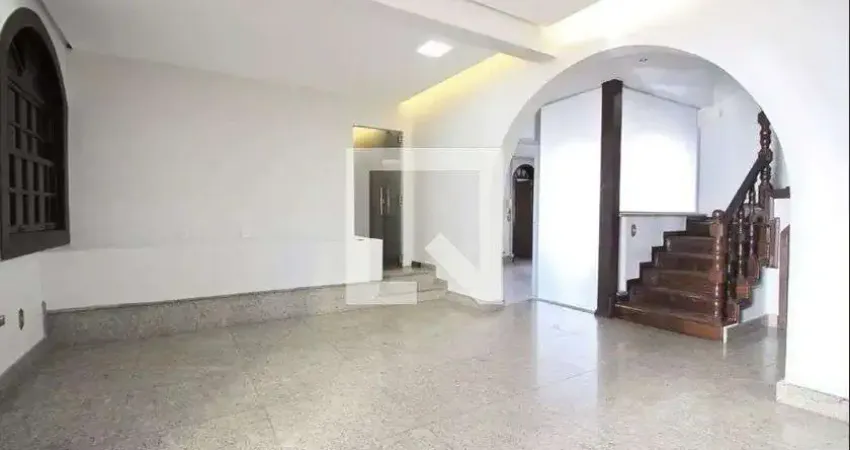 Casa para Aluguel - Santo Antônio, 6 Quartos,  500 m² - Belo Horizonte