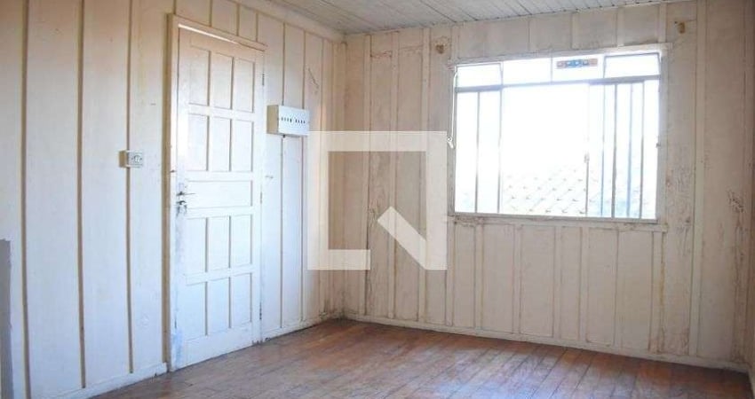 Casa para Aluguel - Alto Boqueirão, 1 Quarto,  50 m² - Curitiba