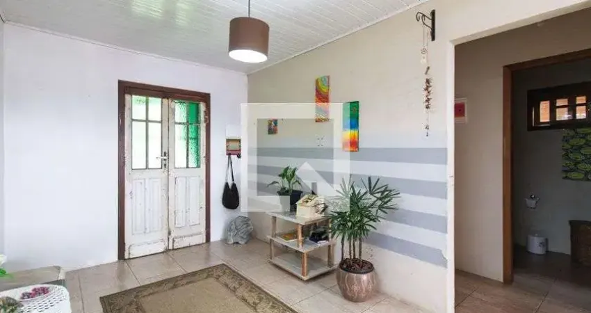 Casa para Aluguel - Camaquã, 2 Quartos,  95 m² - Porto Alegre