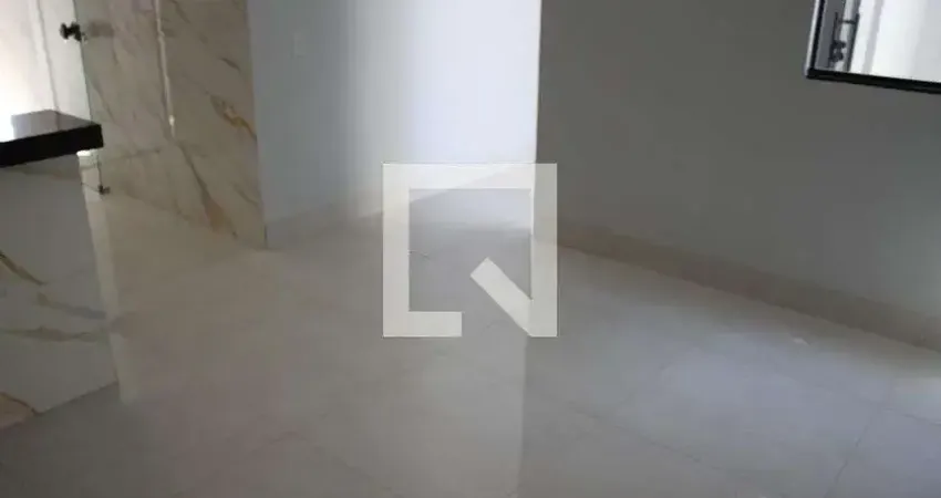 Casa para Aluguel - Residencial Recanto do Bosque, 3 Quartos,  85 m² - Goiânia