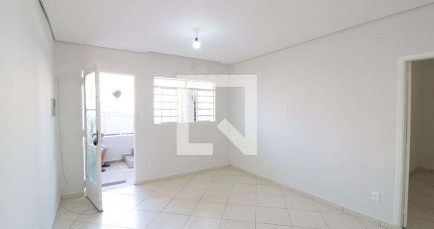 Casa para Aluguel - Vila Carrão, 2 Quartos,  80 m² - São Paulo