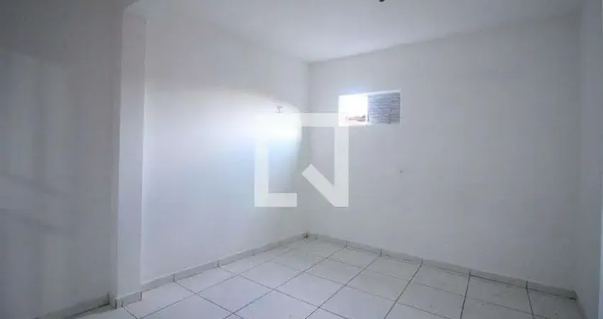 Casa para Aluguel - Sapopemba, 1 Quarto,  50 m² - São Paulo