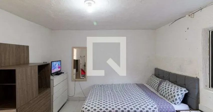 Casa para Aluguel - Itaquera, 1 Quarto,  40 m² - São Paulo