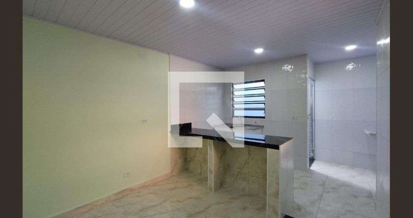 Casa para Aluguel - Sacomã, 2 Quartos,  70 m² - São Paulo