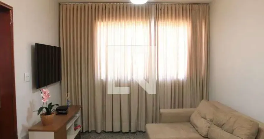 Kitnet / Stúdio para Aluguel - Setor Central, 1 Quarto,  37 m² - Goiânia