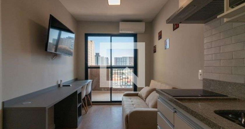 Kitnet / Stúdio para Aluguel - Moema, 1 Quarto,  40 m² - São Paulo