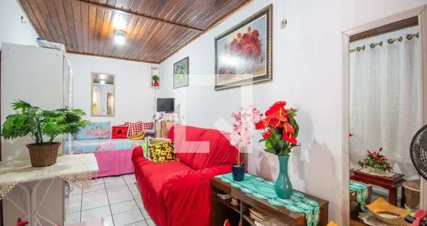Casa para Aluguel - Centro, 1 Quarto,  47 m² - Osasco