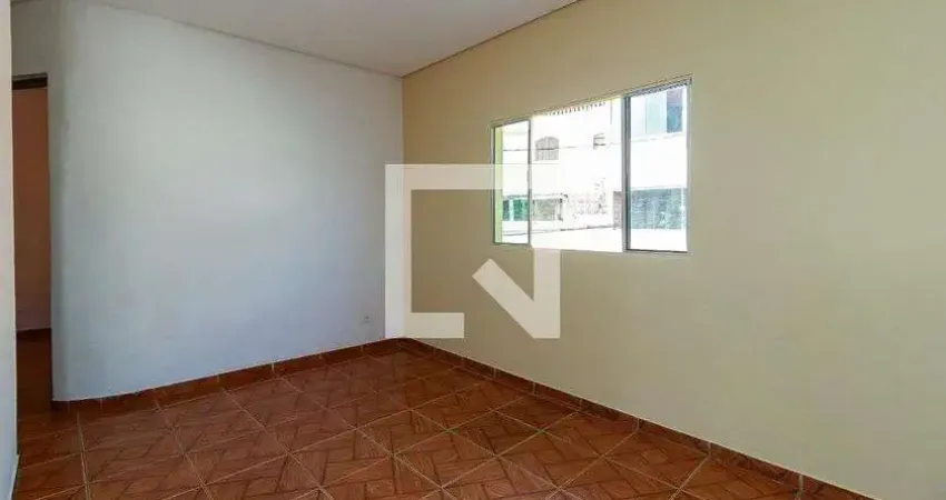 Casa para Aluguel - Vila das Belezas, 2 Quartos,  65 m² - São Paulo