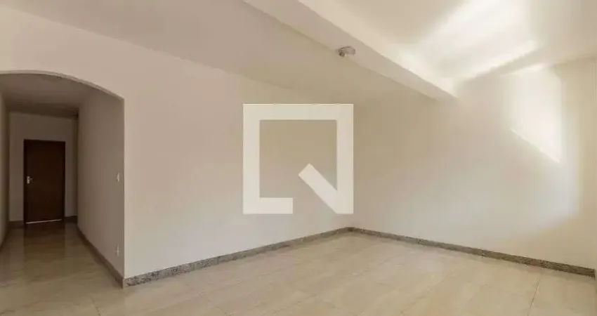 Casa para Aluguel - Santa Mônica, 3 Quartos,  200 m² - Belo Horizonte