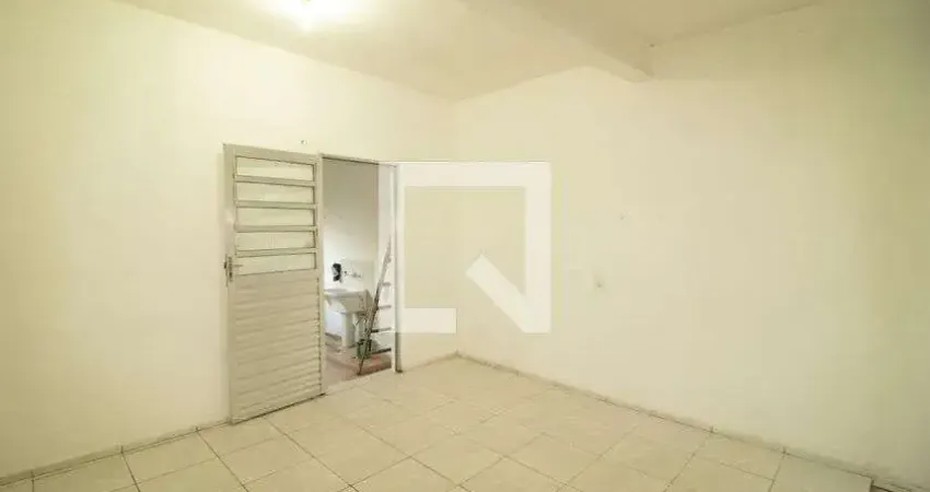 Casa para Aluguel - Parque Casa de Pedra, 2 Quartos,  80 m² - São Paulo