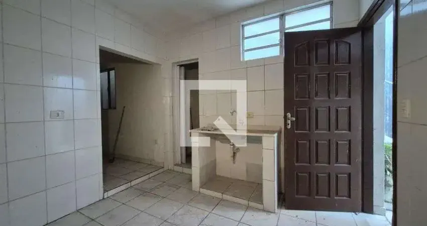 Casa para Aluguel - Vila Tibirica, 1 Quarto,  40 m² - Santo André