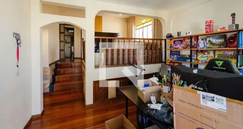 Casa para Aluguel - Havaí, 3 Quartos,  274 m² - Belo Horizonte