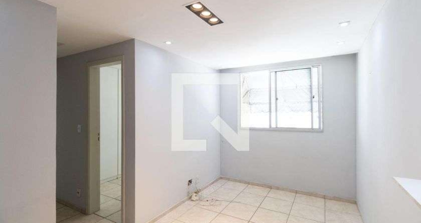 Apartamento para Aluguel - Guaratiba, 2 Quartos,  48 m² - Rio de Janeiro