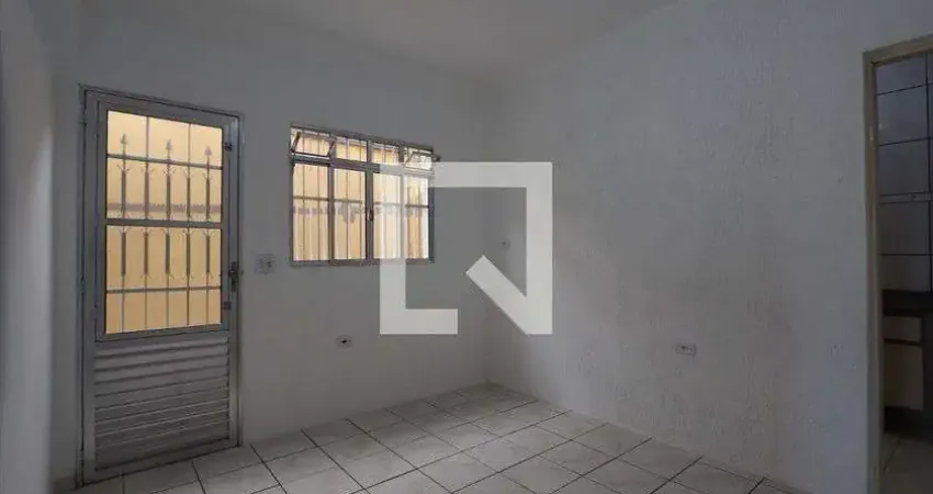 Casa para Aluguel - Jardim Santa Adelia, 2 Quartos,  75 m² - São Paulo
