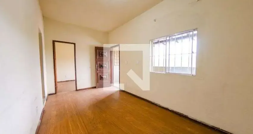Casa para Aluguel - Alto dos Pinheiros, 3 Quartos,  70 m² - Belo Horizonte
