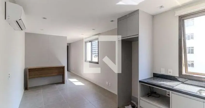 Kitnet / Stúdio para Aluguel - Santa Cecília, 1 Quarto,  45 m² - São Paulo
